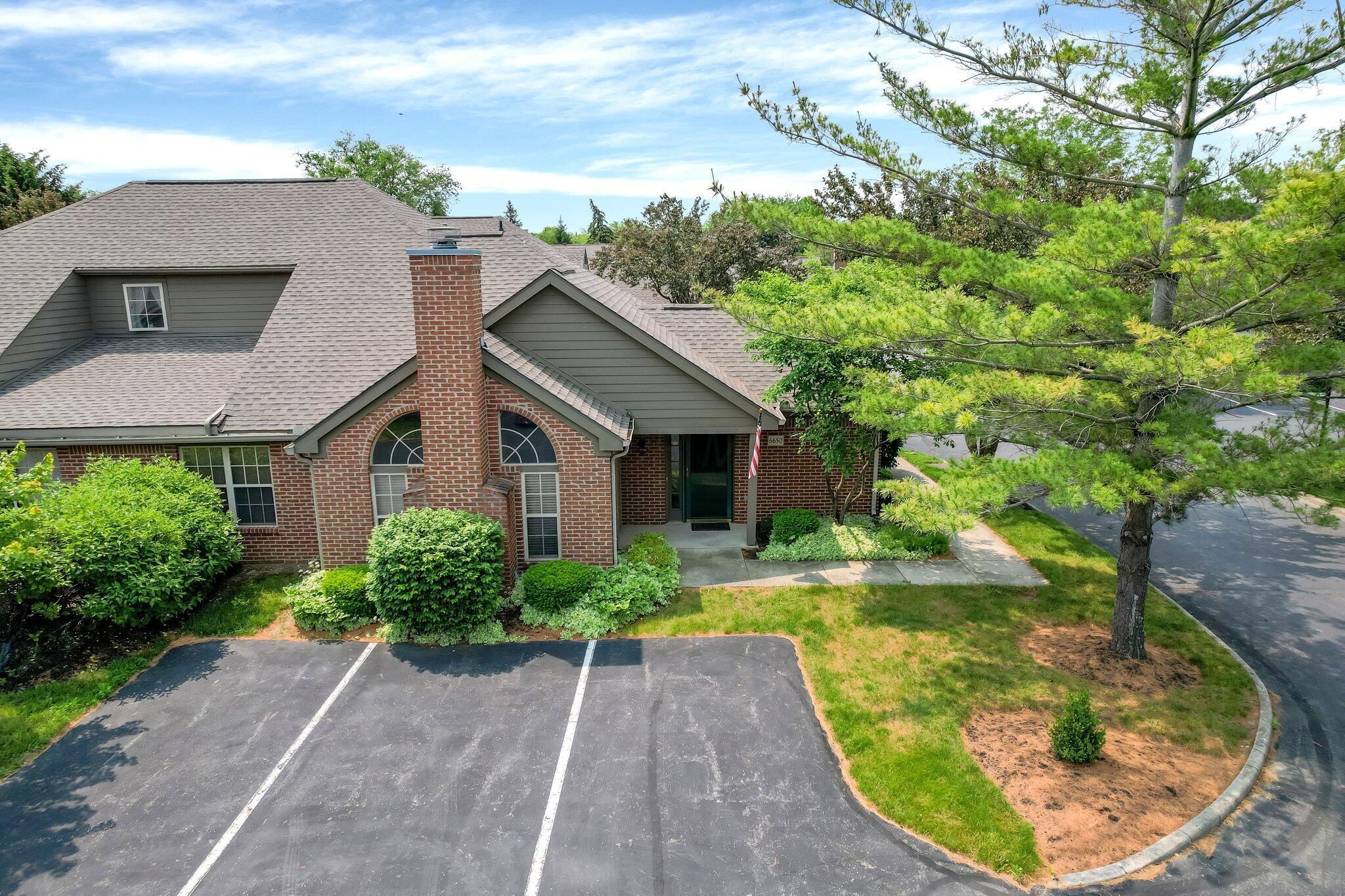 6650 Heatherstone Loop, Dublin, Ohio image 7