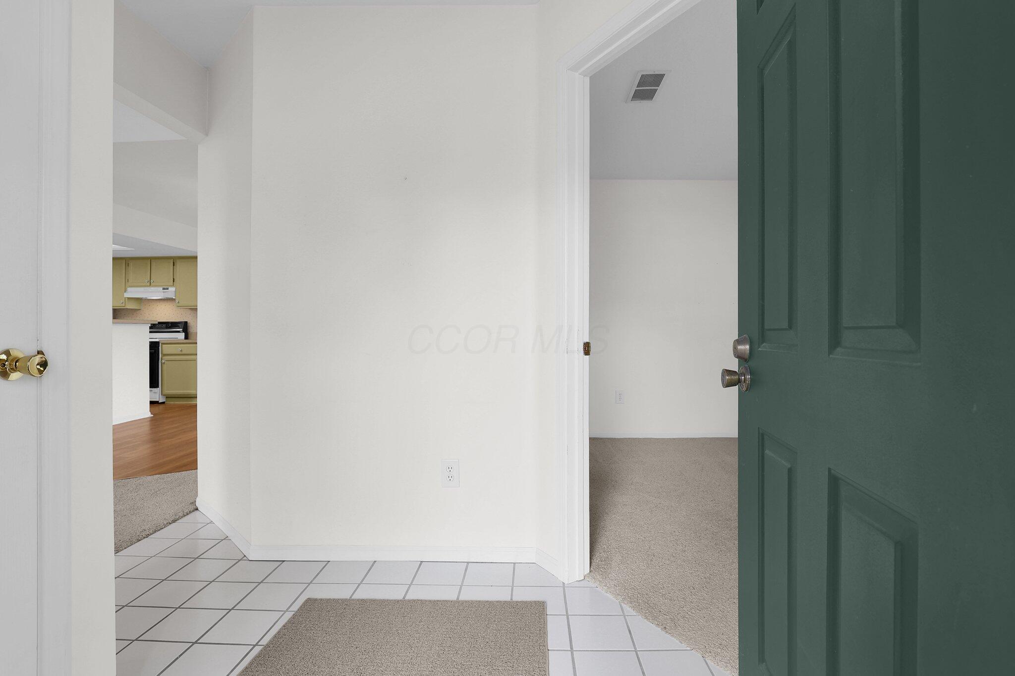 6650 Heatherstone Loop, Dublin, Ohio image 9