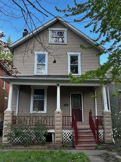 Photo of 38 E Welch Avenue, Columbus, OH 43207 (MLS # 226011832)
