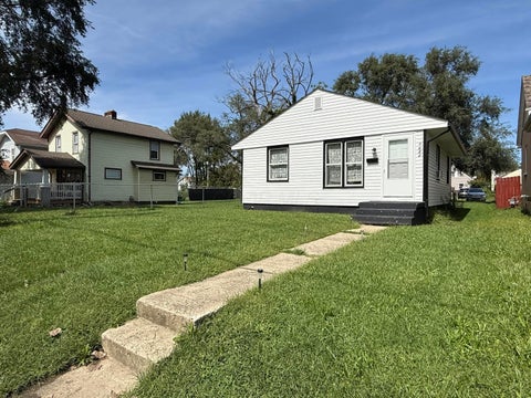 Tiny photo for 1022 E 17th Avenue, Columbus, OH 43211 (MLS # 226037171)