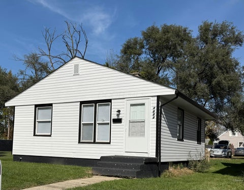 Photo of 1022 E 17th Avenue, Columbus, OH 43211 (MLS # 226037171)