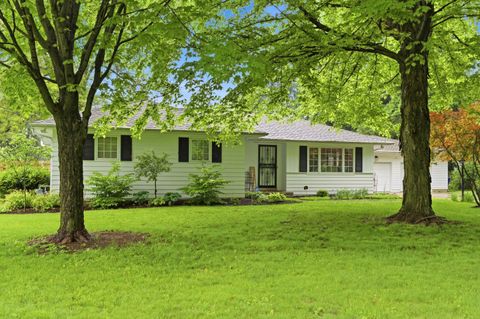 Photo of 5600 Shannon Road, Canal Winchester, OH 43110 (MLS # 226015143)