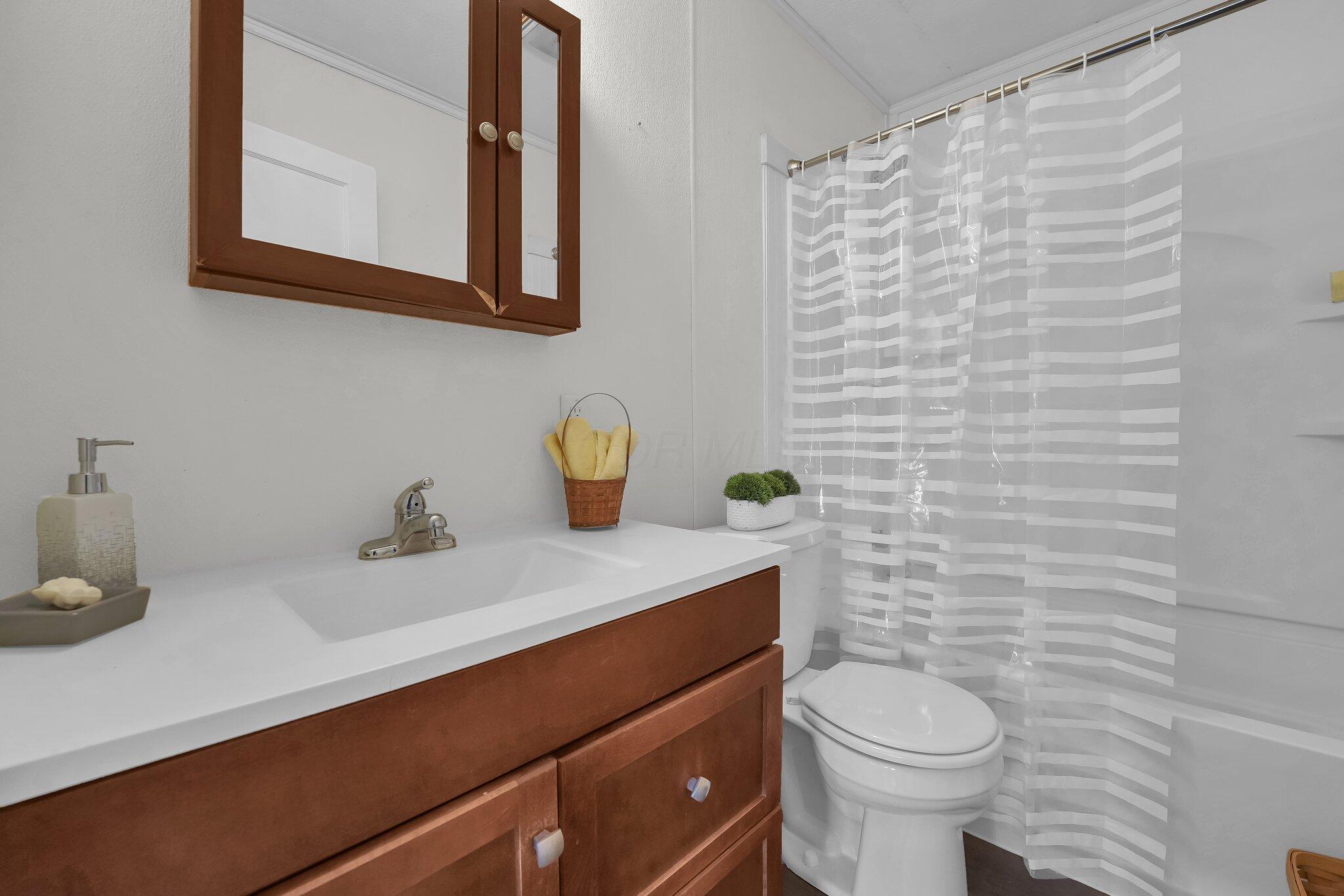 156 S Hampton Road, Columbus, Ohio image 17