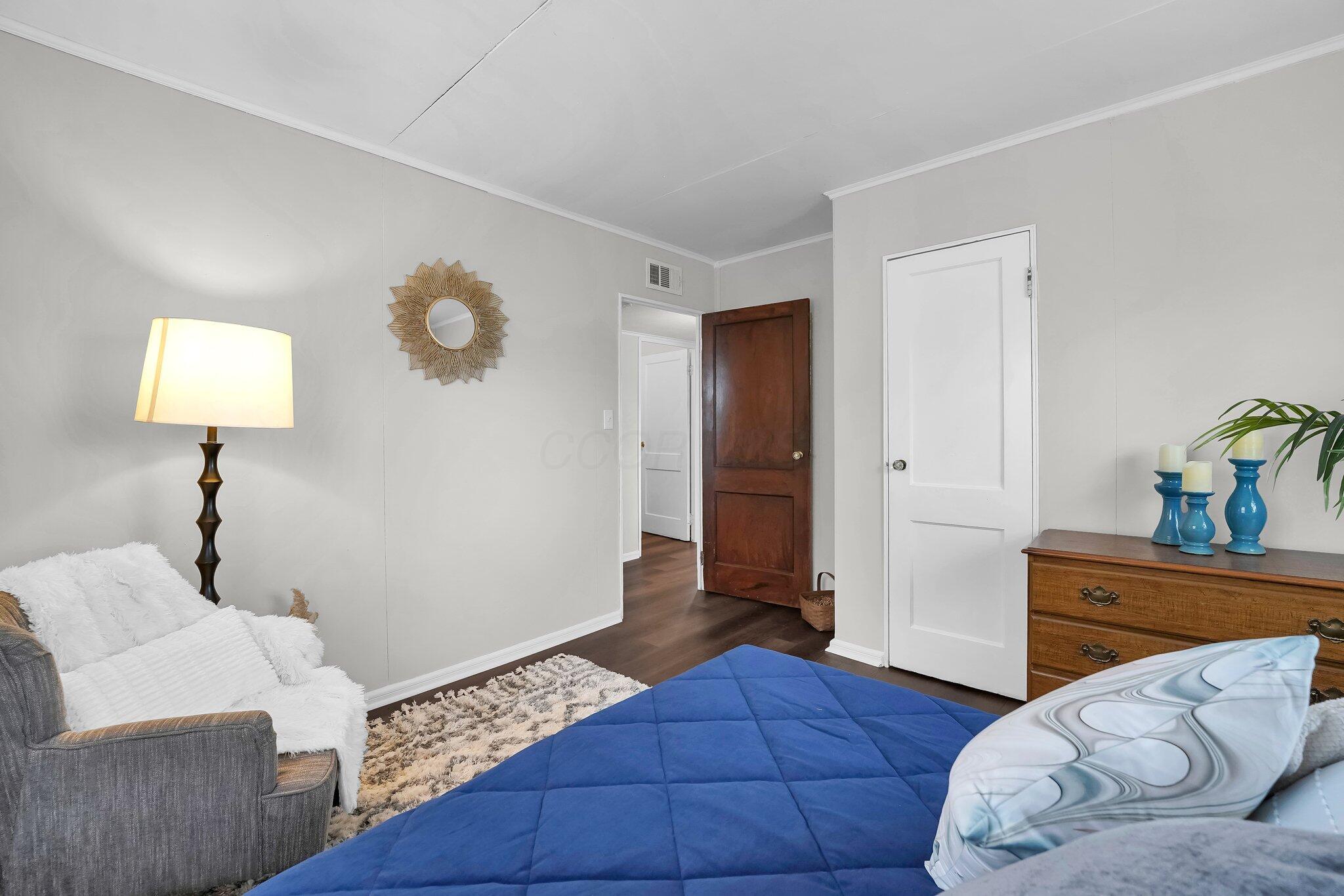 156 S Hampton Road, Columbus, Ohio image 12