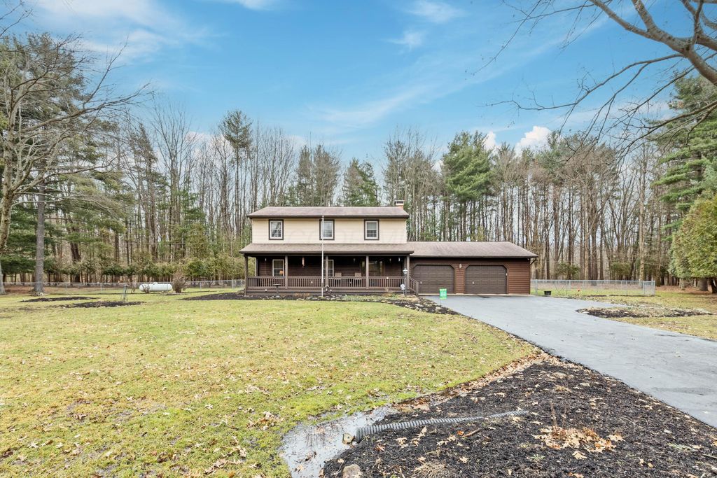 Photo of 6051 Mayfair Court, Galena, OH 43021 (MLS # 226004839)