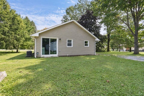 Tiny photo for 9290 Mink Street SW, Etna, OH 43062 (MLS # 226035612)