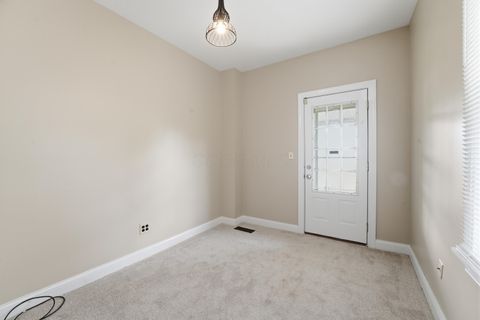 Tiny photo for 318 E Hinman Avenue, Columbus, OH 43207 (MLS # 226014326)