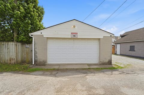 Tiny photo for 318 E Hinman Avenue, Columbus, OH 43207 (MLS # 226014326)