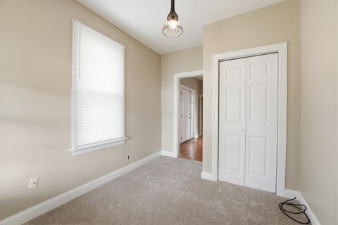 Tiny photo for 318 E Hinman Avenue, Columbus, OH 43207 (MLS # 226014326)