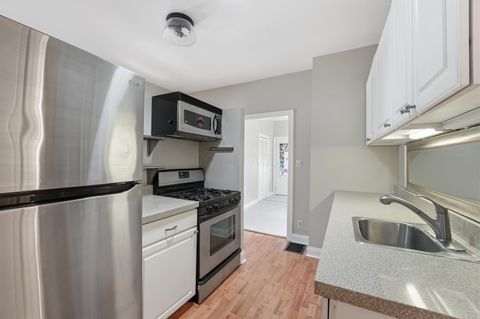 Tiny photo for 318 E Hinman Avenue, Columbus, OH 43207 (MLS # 226014326)