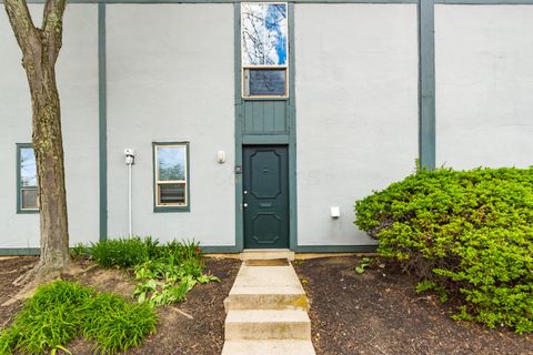 Photo of 1030 Galliton Court B #B, Columbus, OH 43220 (MLS # 226011896)