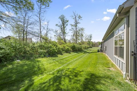 Tiny photo for 333 Parkgate Court, Delaware, OH 43015 (MLS # 226013133)