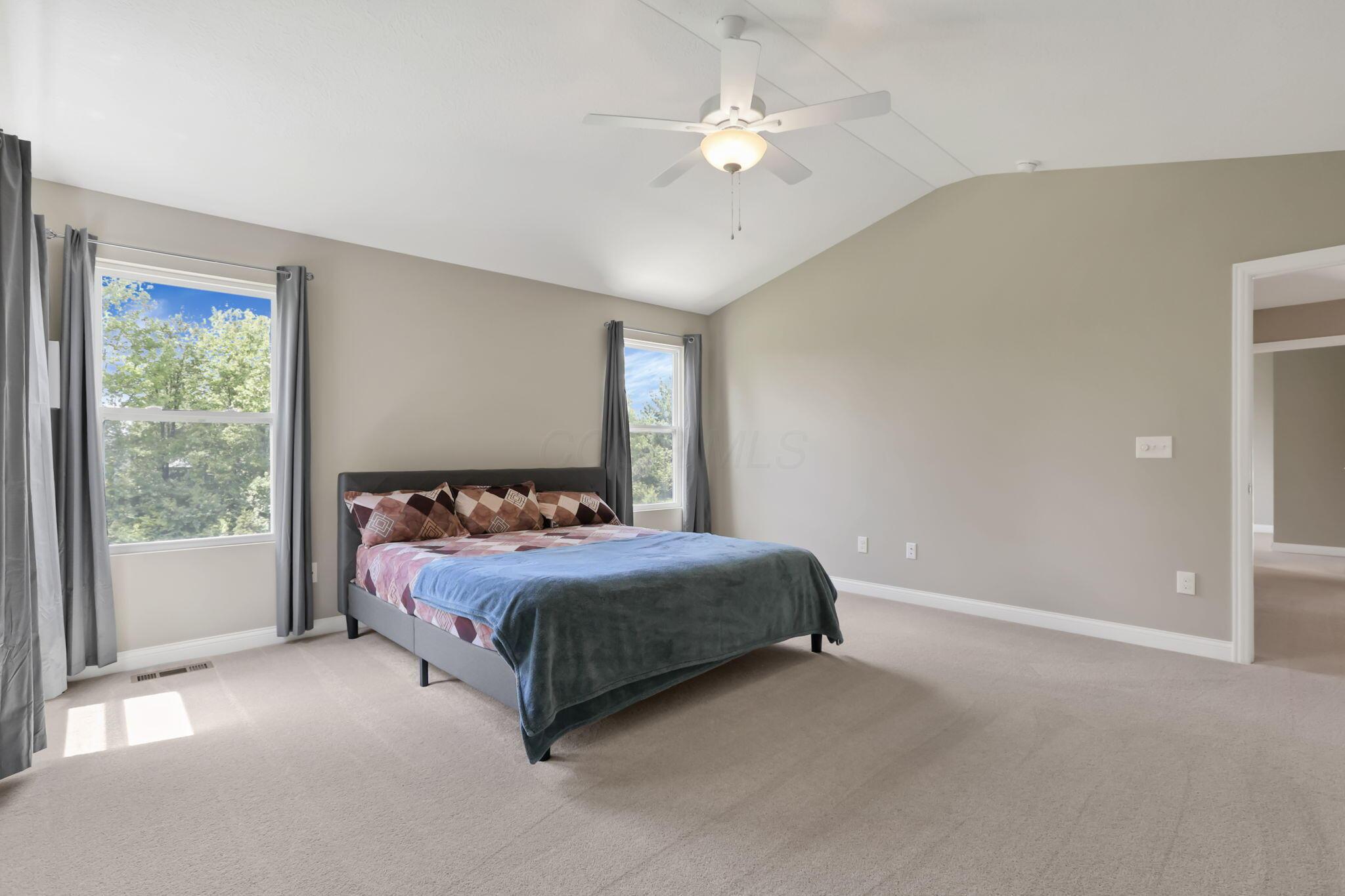 6460 Boone Drive, Powell, Ohio image 38