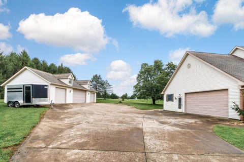 Tiny photo for 112 Carlee Circle N, Newark, OH 43055 (MLS # 226040178)