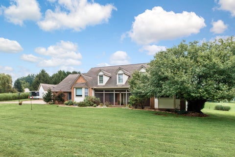 Tiny photo for 112 Carlee Circle N, Newark, OH 43055 (MLS # 226040178)