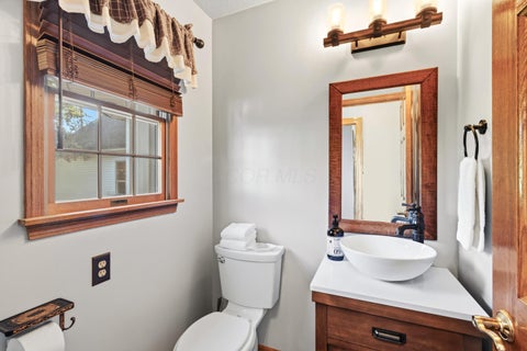 Tiny photo for 112 Carlee Circle N, Newark, OH 43055 (MLS # 226040178)