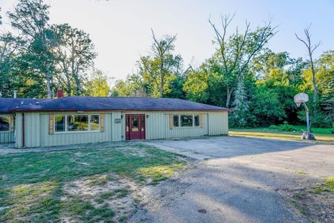 Photo of 1490 Hiner Road, Orient, OH 43146 (MLS # 225035102)