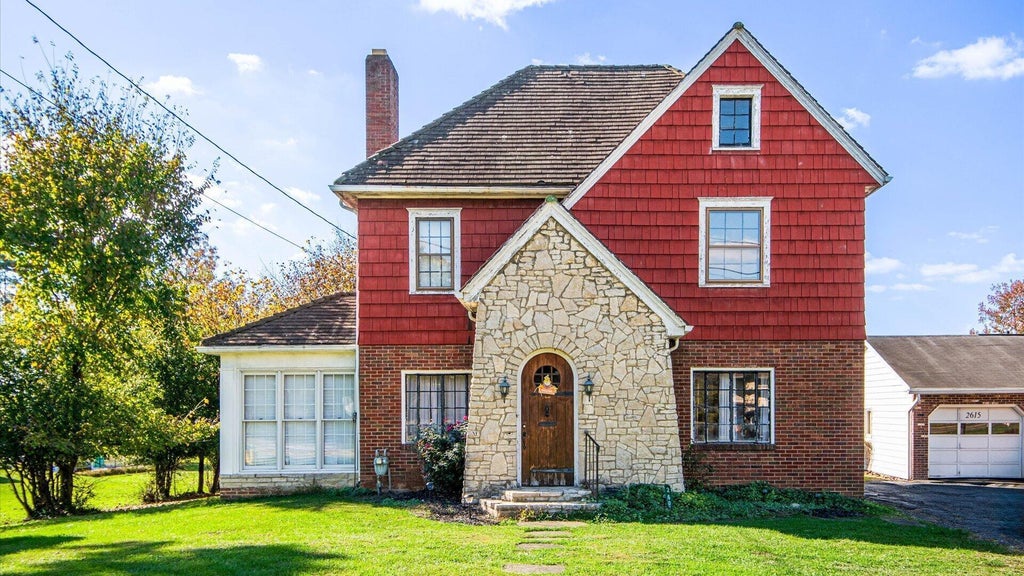 Photo of 2605 Dresden Road, Zanesville, OH 43701 (MLS # 226040535)