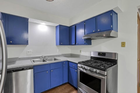 Tiny photo for 2418 Carolina Avenue 5 #5, Columbus, OH 43229 (MLS # 226033760)