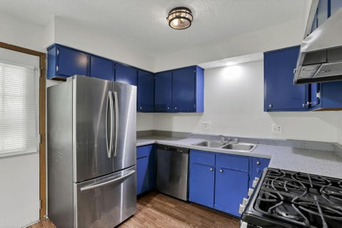 Tiny photo for 2418 Carolina Avenue 5 #5, Columbus, OH 43229 (MLS # 226033760)
