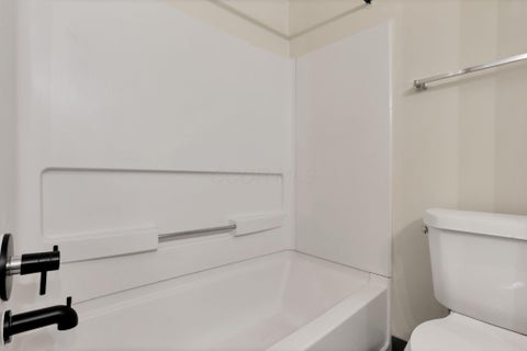 Tiny photo for 2418 Carolina Avenue 5 #5, Columbus, OH 43229 (MLS # 226033760)