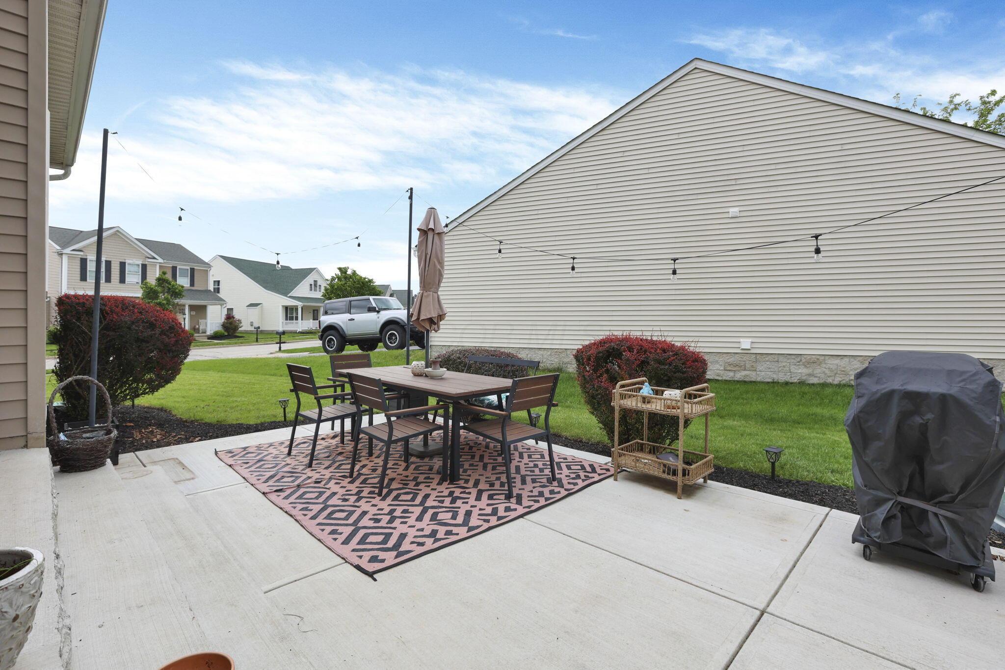 6843 John Drive, Canal Winchester, Ohio image 48