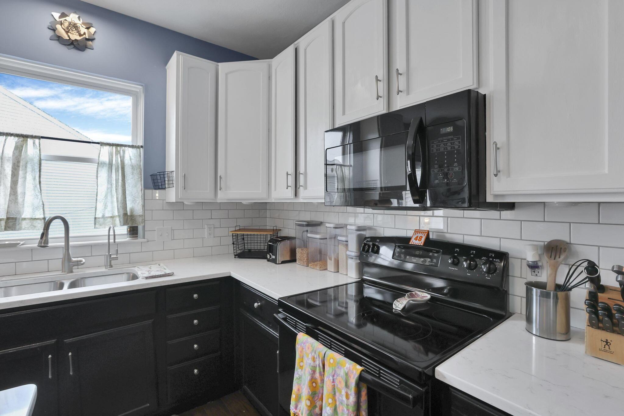 6843 John Drive, Canal Winchester, Ohio image 10
