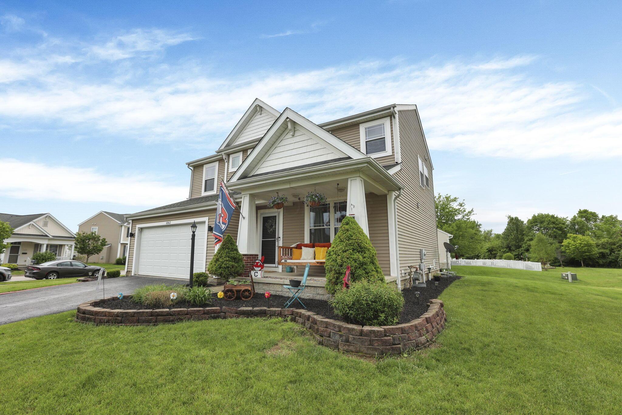 6843 John Drive, Canal Winchester, Ohio image 2