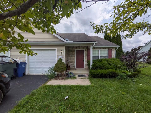 Condo For Rent - 3417 Quinlan Boulevard<br/> Franklin County, Canal Winchester, OH 43110