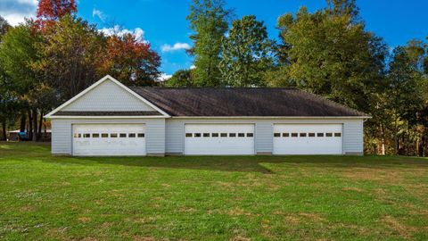 Tiny photo for 950 Hillcrest Drive SE, New Lexington, OH 43764 (MLS # 225039659)