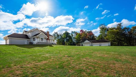 Tiny photo for 950 Hillcrest Drive SE, New Lexington, OH 43764 (MLS # 225039659)