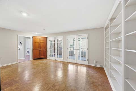 Tiny photo for 129 S Mulberry Street, Granville, OH 43023 (MLS # 226029288)