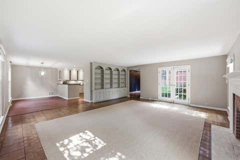 Tiny photo for 129 S Mulberry Street, Granville, OH 43023 (MLS # 226029288)