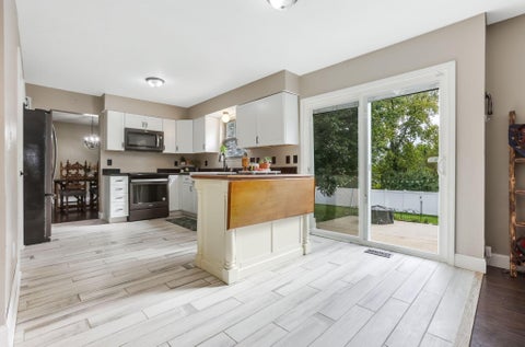 Tiny photo for 157 Shaleridge Drive, Pataskala, OH 43062 (MLS # 226035833)