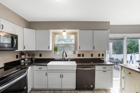 Tiny photo for 157 Shaleridge Drive, Pataskala, OH 43062 (MLS # 226035833)