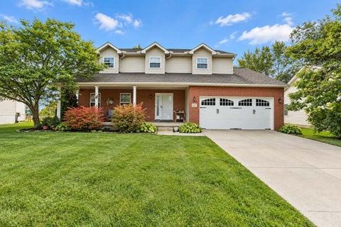 Photo of 157 Shaleridge Drive, Pataskala, OH 43062 (MLS # 226035833)