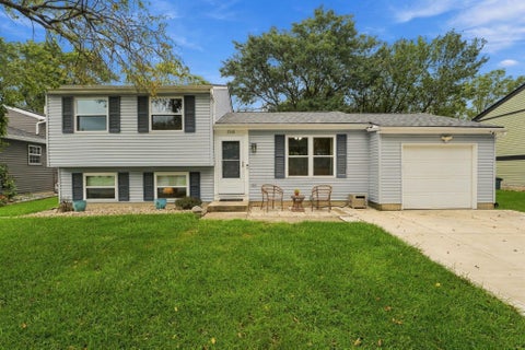 Photo of 7342 Downey Drive, Columbus, OH 43235 (MLS # 226036234)