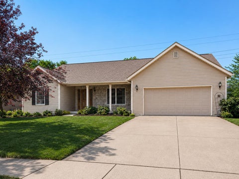Photo of 1453 Hickory Gate Drive, Marysville, OH 43040 (MLS # 226026331)