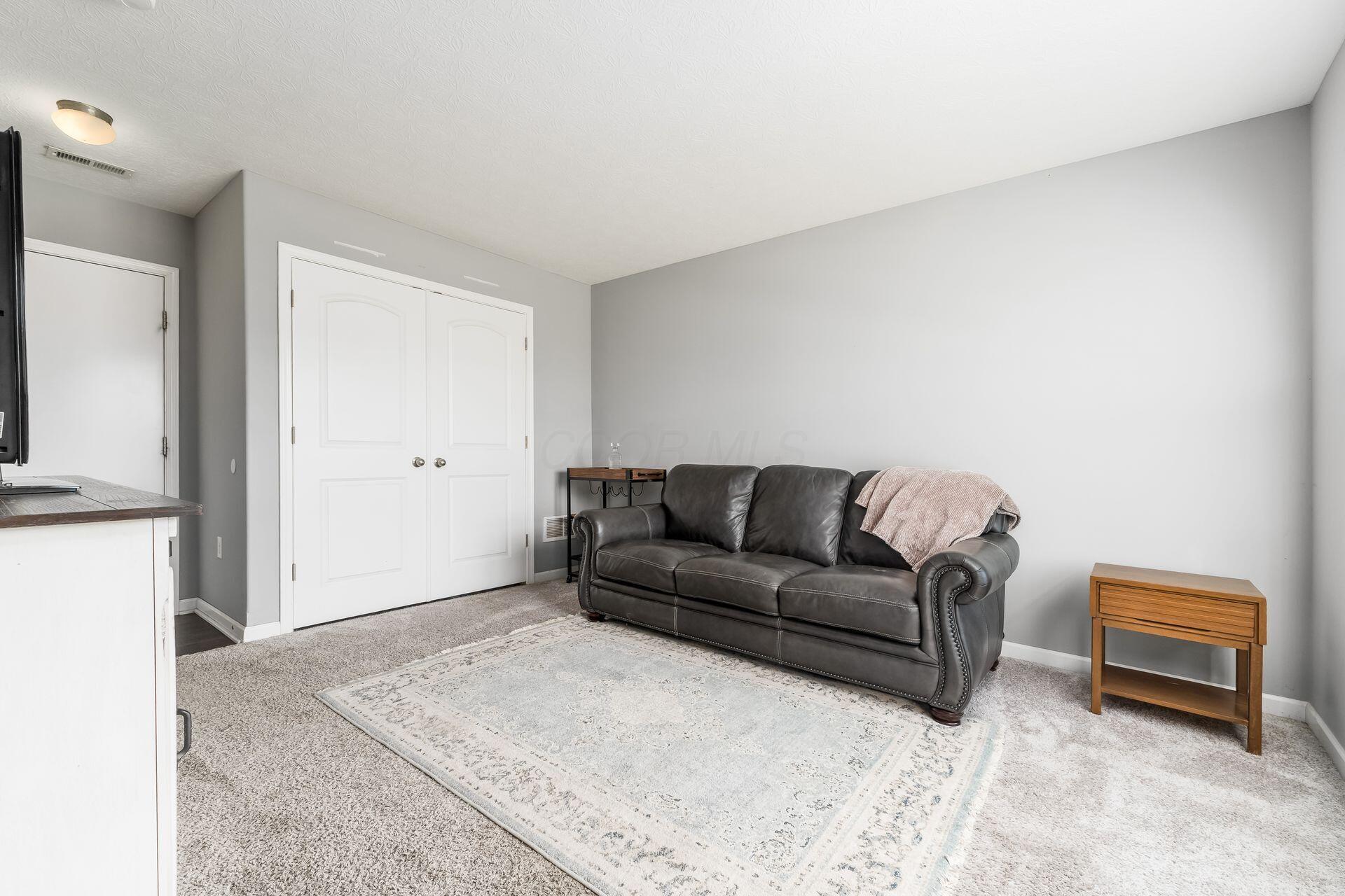 5789 Passage Creek Drive, Dublin, Ohio image 8