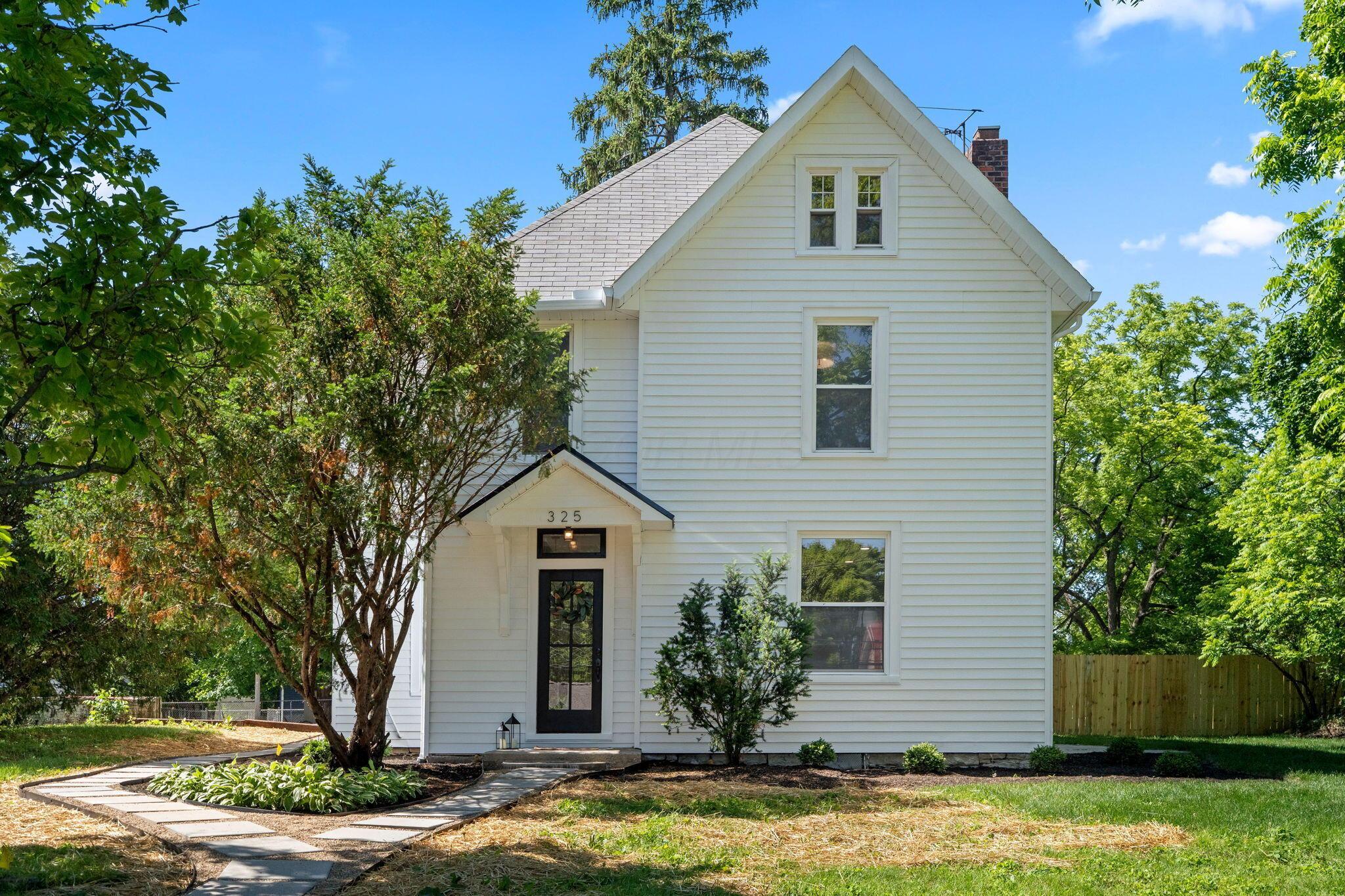 325 W William Street
