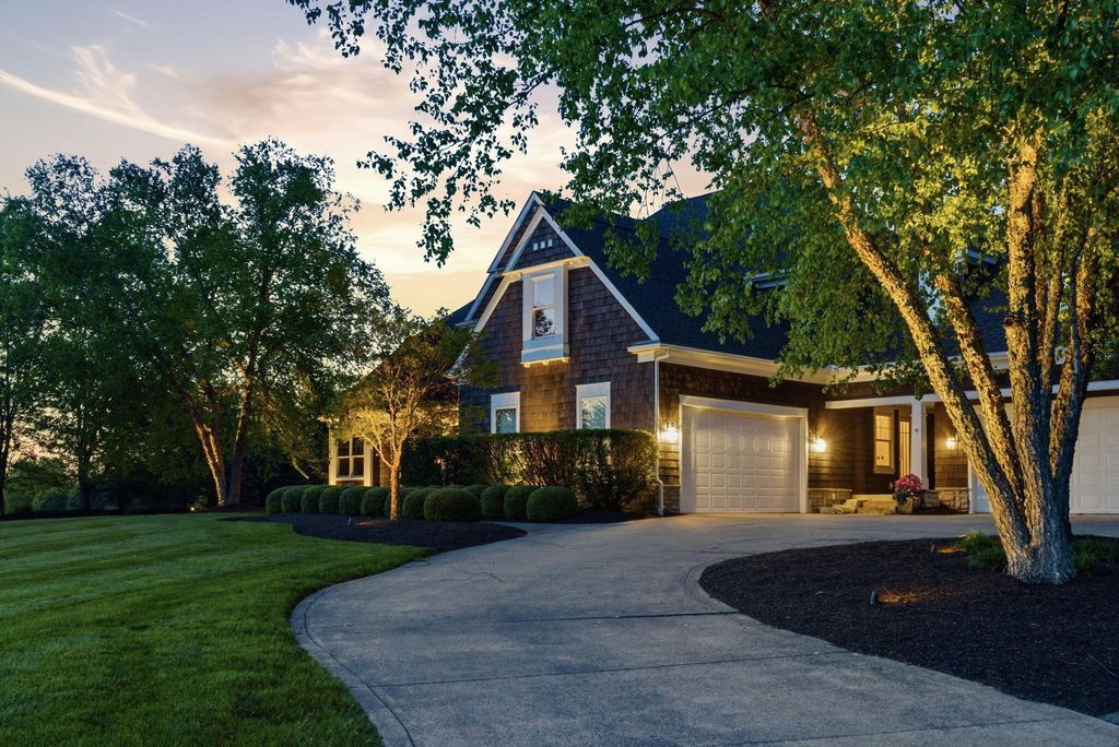 Photo of 1677 Riverstone Drive, Delaware, OH 43015 (MLS # 226016672)