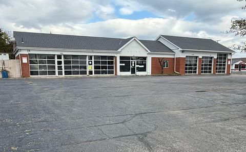 Photo of 6050 E Livingston Avenue, Columbus, OH 43232 (MLS # 226007979)