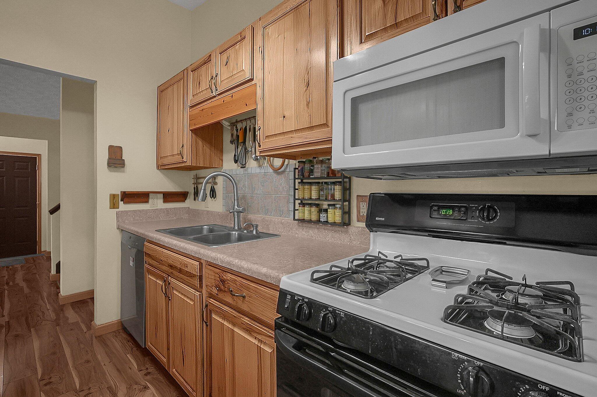 12027 Rocky Springs Lane, Pickerington, Ohio image 16