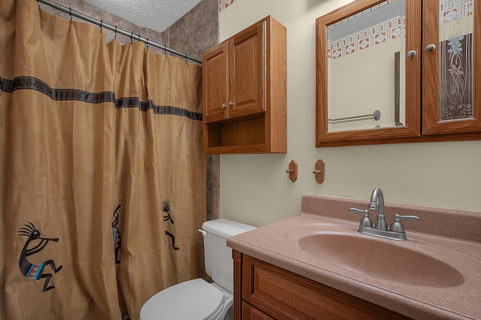 12027 Rocky Springs Lane, Pickerington, Ohio image 27