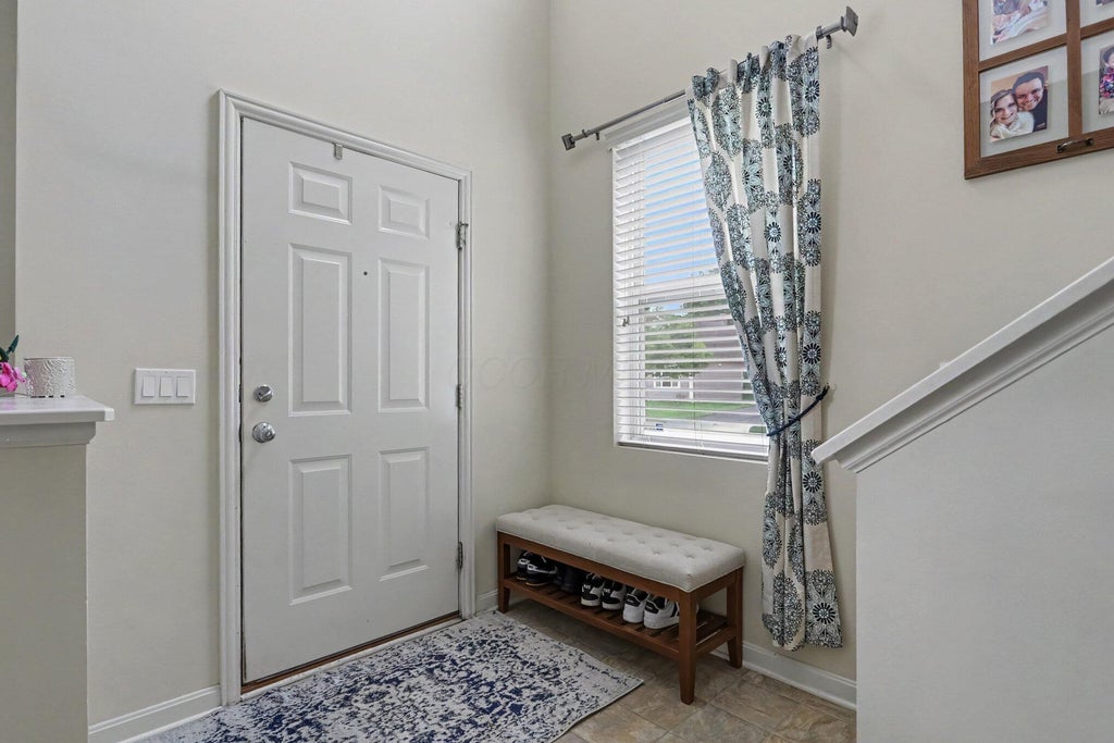 Photo of 5806 Northup Road, Dublin, OH 43016 (MLS # 226030663)