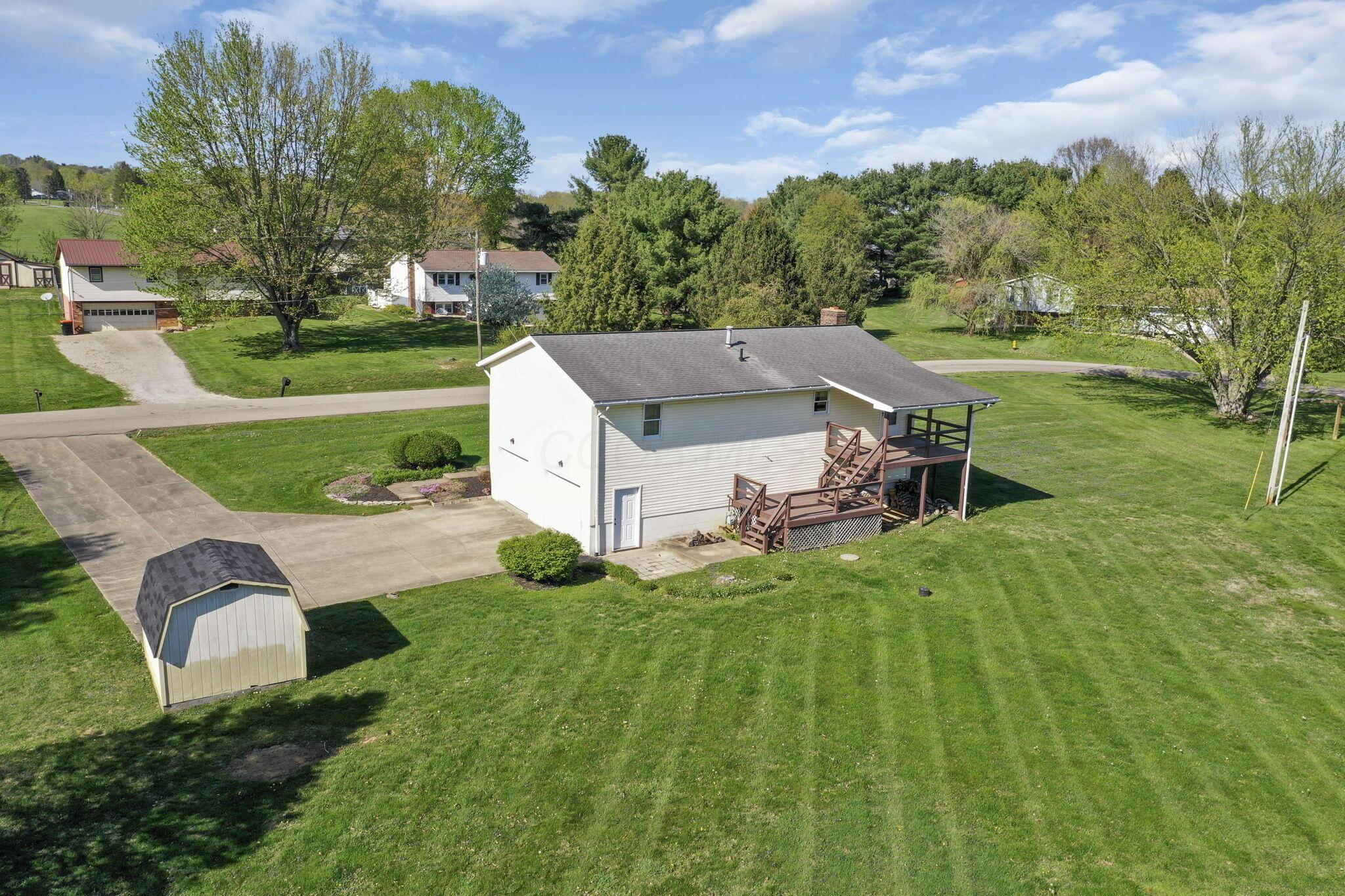 2085 Pierre Drive, Zanesville, Ohio image 12