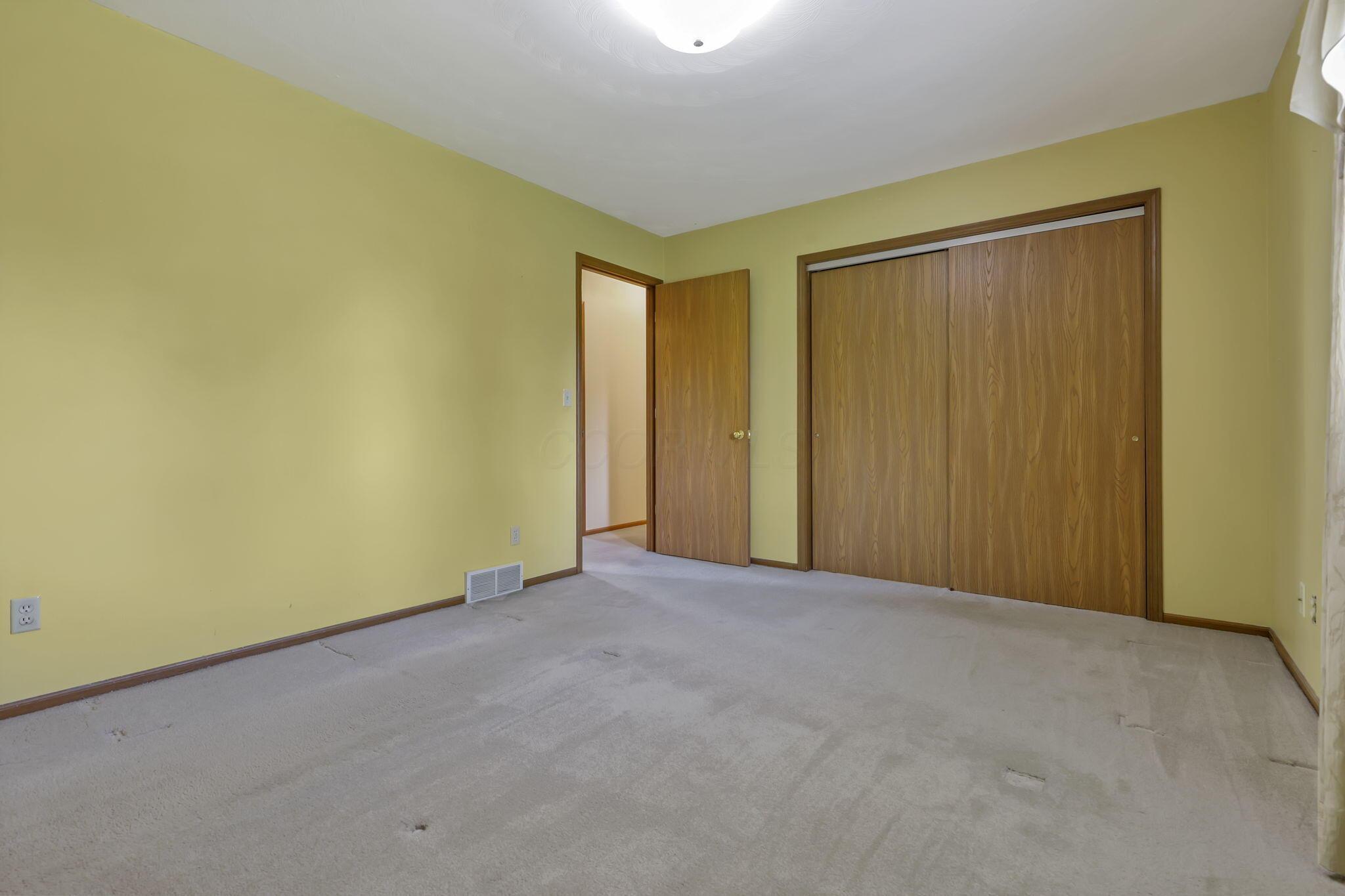 2085 Pierre Drive, Zanesville, Ohio image 38