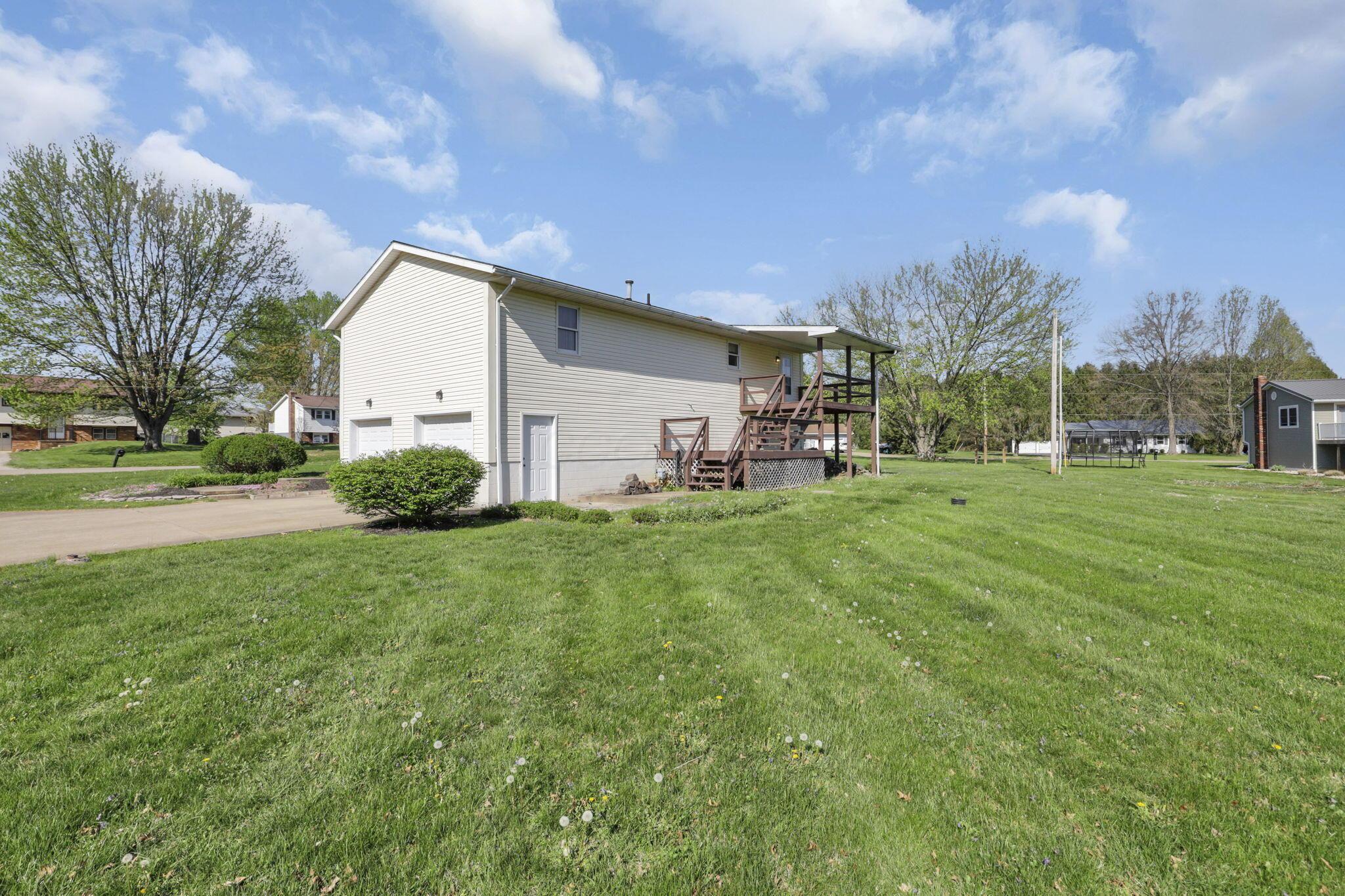 2085 Pierre Drive, Zanesville, Ohio image 19