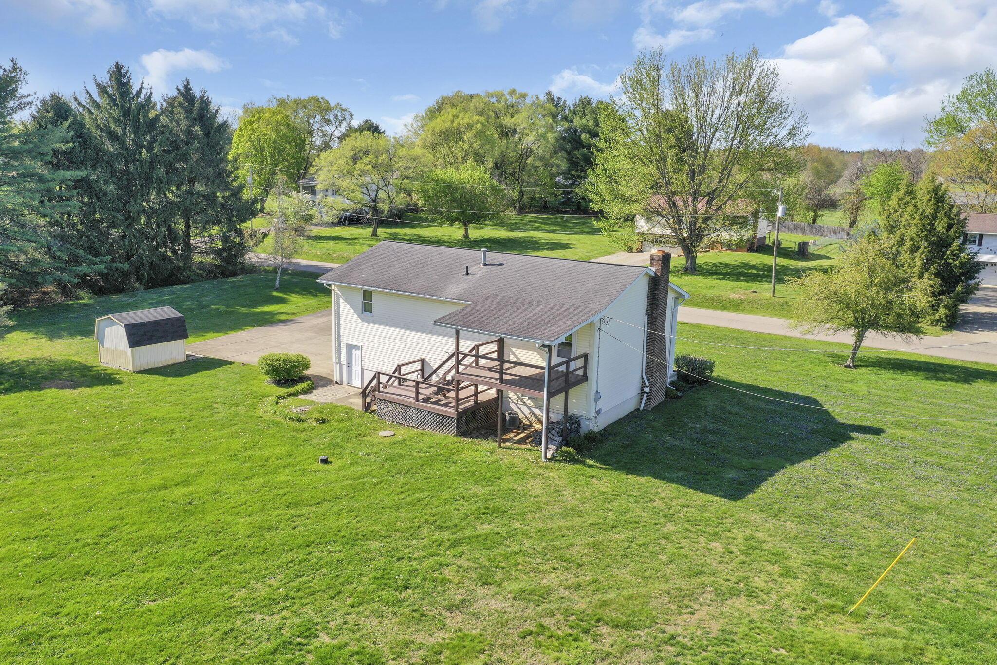 2085 Pierre Drive, Zanesville, Ohio image 10