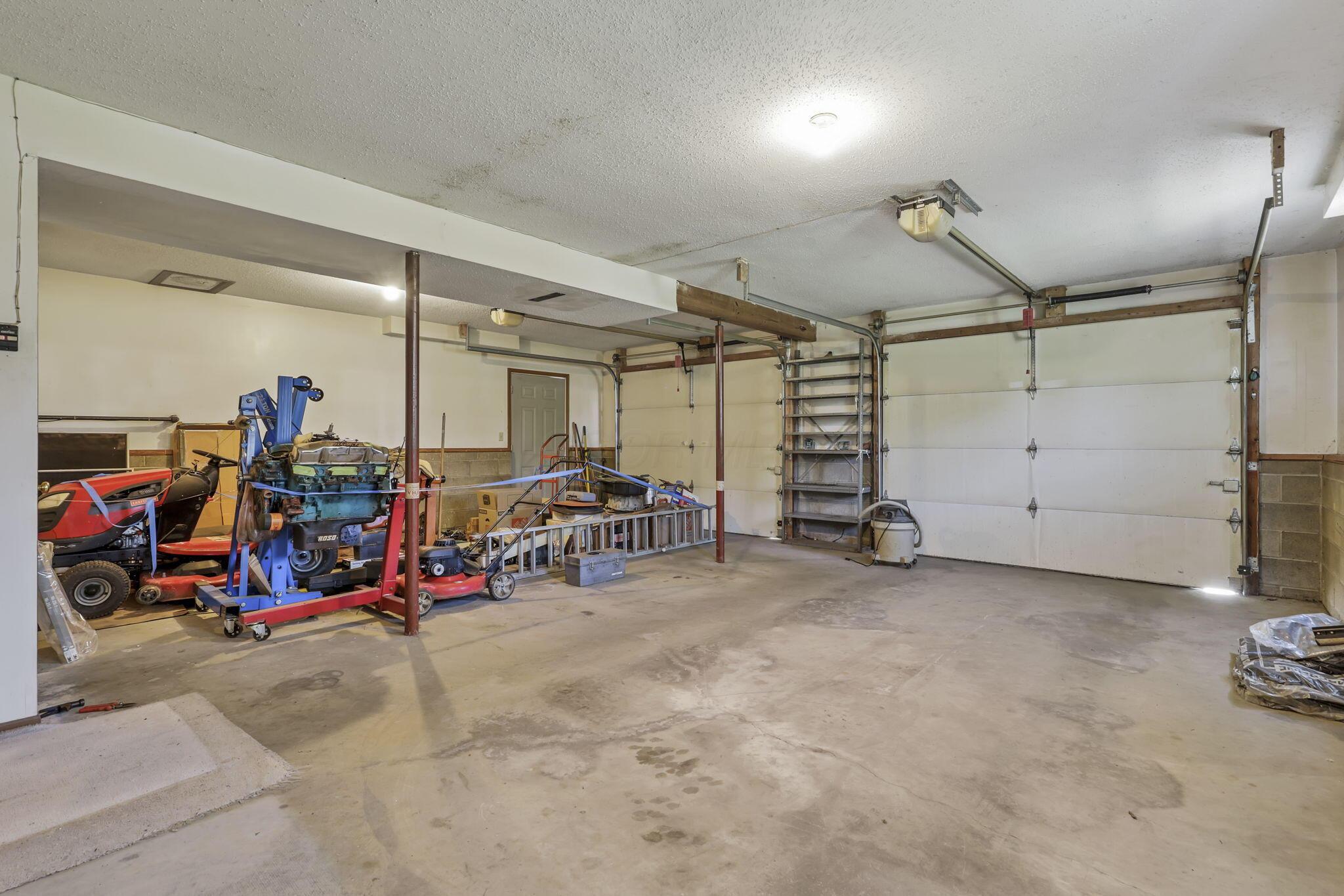 2085 Pierre Drive, Zanesville, Ohio image 28